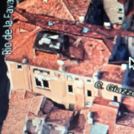 Lion Rooftop Novita' * Venedig